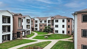 Creed Canyon Apartments in Sherman TX Green space