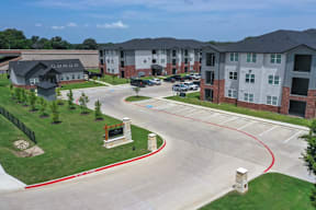 Flat Creek Apartments in Athens Texas entrance