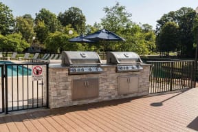 Picnic and BBQ Area at Fairlane Woods Apartments, Dearborn, Michigan