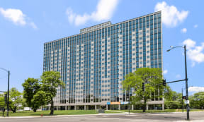 Atrio apartment building in Chicago