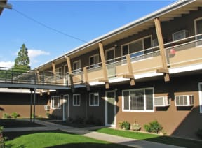 Towne Centre at Orange Apartment Homes in California near Anaheim featuring one bedroom, two bedroom and three bedroom apartments.