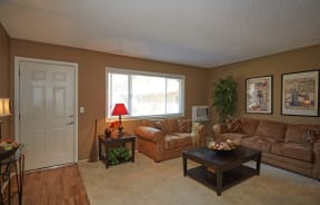 Towne Centre at Orange Apartment Homes in California near Anaheim featuring one bedroom, two bedroom and three bedroom apartments.