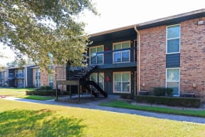 exterior view at the regency woods apartments in pascagoula, ms