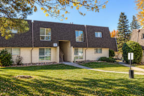 apartment building exterior t Mountain Terrace Apartments , Westminster, CO, 80031