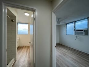 1818Anapuni_Hallway