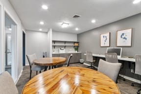 the reserve at bucklin hill office space with desk and chairs