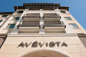 A building with the name AVE VISTA on it.