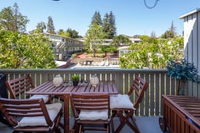 Apartments near Downtown Walnut Creek CA - Walnut Hill - Large Private Balcony with Dining Table and Chairs