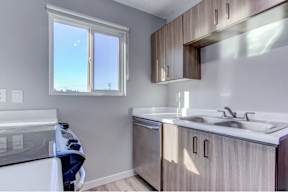 Washer Dryer at Tigardville Apartments, Oregon, 97223