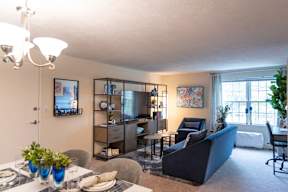 Airy Spacing in Apartment
