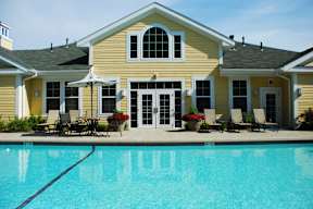 Pool of Lynnfield Commons Apartments