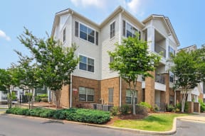 the preserve at ballantyne commons apartment exterior