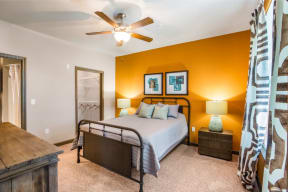 Bedroom with Large Closet at Audubon Park Apartment Homes, Louisiana, 70791