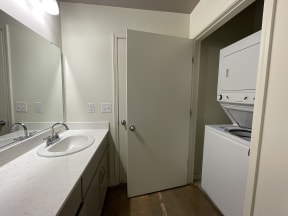 Land Bank Lofts apartments in Columbia SC with washer and dryer included