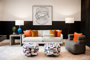 Game room & Lounging