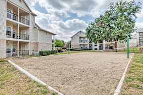 the preserve at ballantyne commons apartments with volleyball court