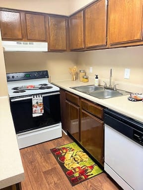 Fully Equipped Kitchen With Modern Appliances at Baker Station, Antioch