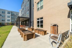 an outdoor garden area in the courtyard at South City Senior in Memphis, TN