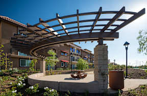 Courtyard area with trellis and picnic tables-Parque Vista, Los Angeles, CA