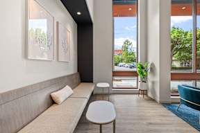 Room with framesat Hue, Washington