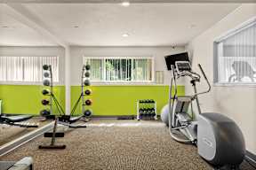 the gym at the preserve apartments