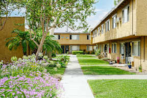 Garden at La Puente Garden Apts, La Puente, CA 91744