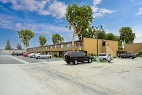 La Puente Garden Apts, La Puente, CA 91744