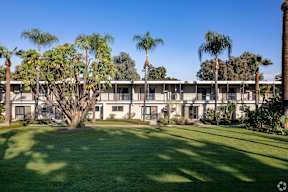 the building where the motel is located at University Park, Azusa California