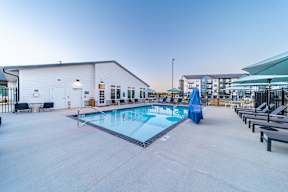 Sparkling Pool at The Boulevard in Joplin, MO