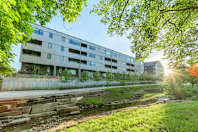 The Howard East Central Apartments in Bentonville, AR