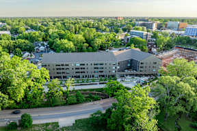 The Howard East Central Apartments in Bentonville, AR