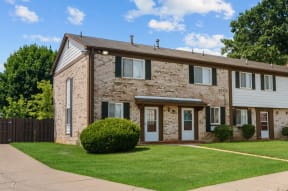 Exterior Green Space at Residences at Grand Blanc Apartments - Grand Blanc, MI, Michigan