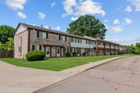 Exterior Porch at Residences at Grand Blanc Apartments - Grand Blanc, MI, Grand Blanc Twp