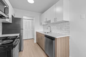 affordable renovated apartments in auburn hills, michigan