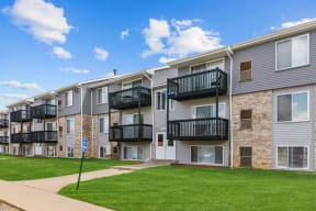 Exterior View at Residences at Grand Blanc Apartments - Grand Blanc, MI, Michigan