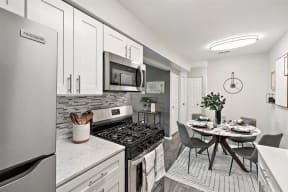 Kitchen Appliances at Residences at Grand Blanc Apartments - Grand Blanc, MI, Grand Blanc Twp
