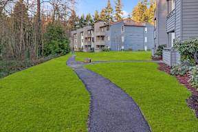 Lush Grounds  | Taluswood Apartments |  Mountlake Terrace