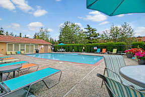 Taluswood Apartments Pool | Apartments In Mountlake Terrace, WA | Taluswood Apartments