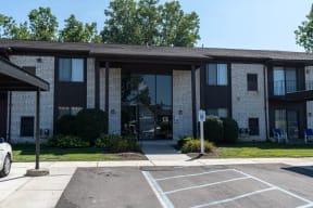 this is a photo of the leasing office at the biltmore apartments in dallas,