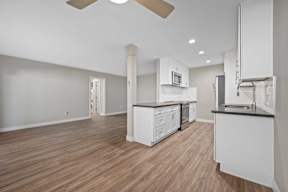 Walk-In at Los Robles Apartments, Pasadena, CA, 91101