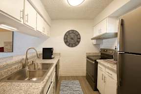 Kitchen Sink With Faucet at Icon Apartments, Tucson, 85712