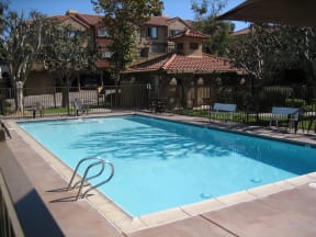 Large and sparkling swimming pool at Grande Vista Apartments.