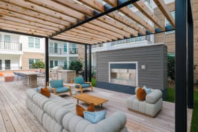 hudson renaissance exterior pool lounge