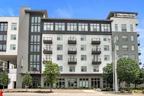 the building where the hotel is located