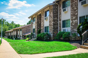 Lush Green Space at Atlantic Pointe Apartments, New Jersey, 07716