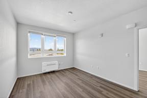 Dry Creek Crossing 1 Bedroom—Bedroom