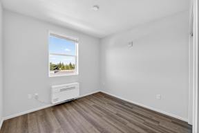 Dry Creek Crossing 3 Bedroom—Living Room