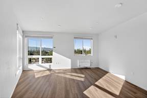 Dry Creek Crossing 3 Bedroom—Living room
