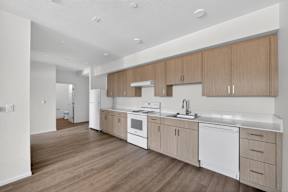 Dry Creek Crossing 2 Bedroom—Kitchen