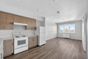 Dry Creek Crossing 1 Bedroom—Kitchen